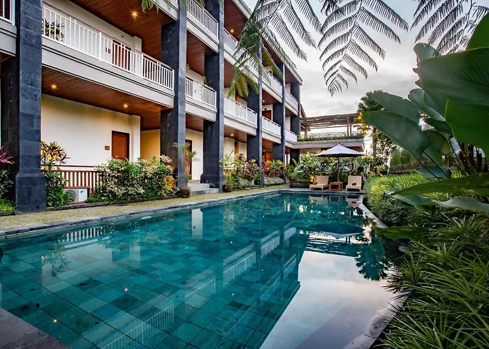 Hotel Paon Desa