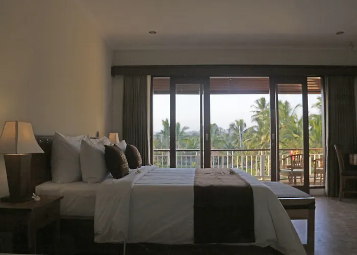 Hotel Paon Desa