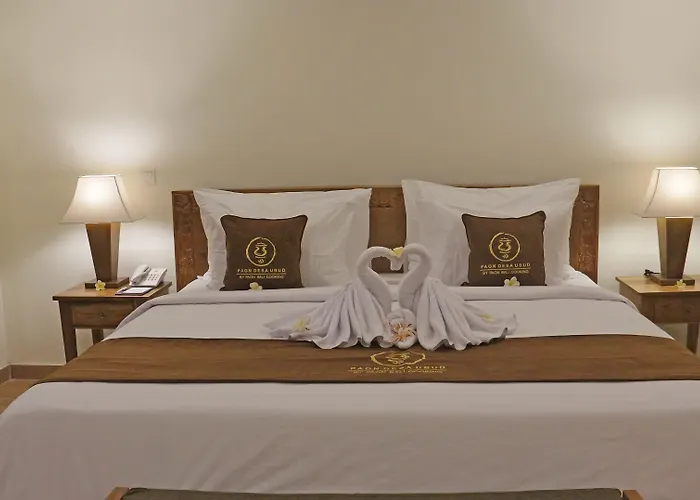 Paon Desa Hotel 4*