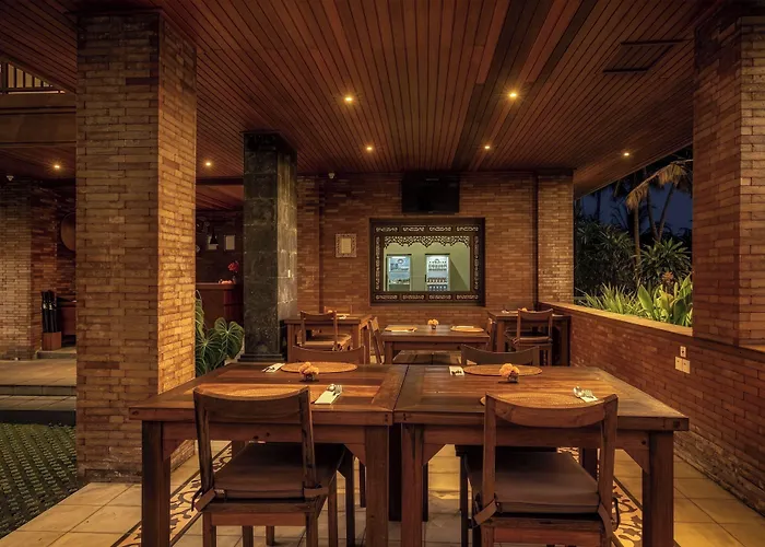 Paon Desa Otel Ubud